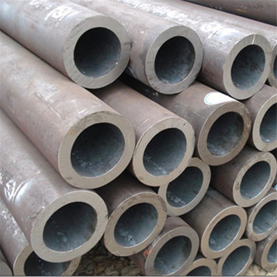 ASTM A106 A53 API 5L 4130 등급 둥근 섹션 모양 가스 및 건설 재료에 대한 탄소 매듭 없는 철강 파이프