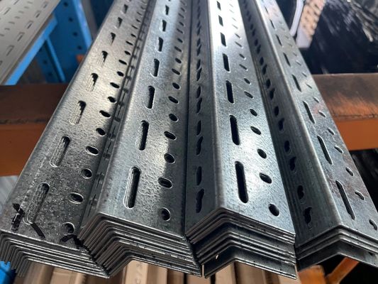 큰 크기의 주요 인프라 및 중공업 건설 동일 각 강철 막대 100x100x10mm 허용률 ±1%