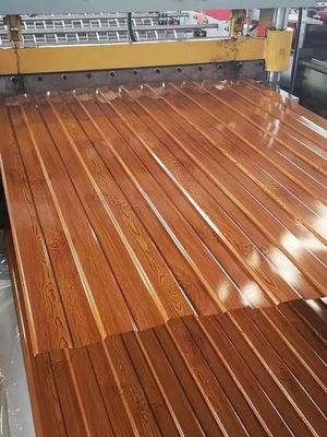강철 등급 ASTM Z20 Z25 0.15mm 0.2mm 0.4mm PPGI 코일 엽 파란색 빨간색 RAL 진열 색상 코팅 코러브 판