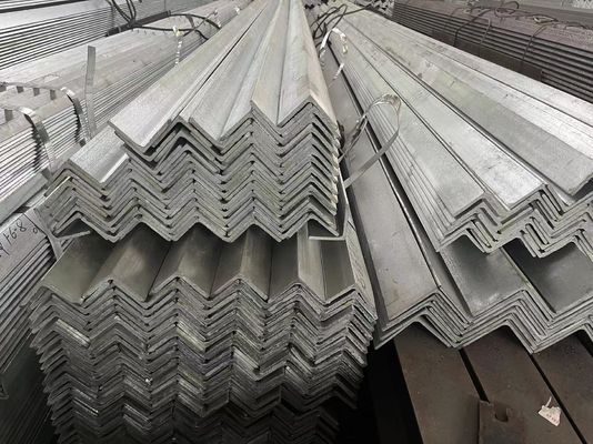 평면 각 바 다양한 각 강철 섹션 빔 크기 40x5mm 6m 12m ASTM A36 Q235 GB 20x4mm 핫 롤