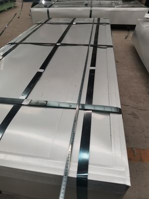 AISI 표준 ASTM Z61-Z90 정규 스팡글 밸런াইজ  corrugated 장 0.1-1mm 두께 550MPA 출력 강도 요구 사항