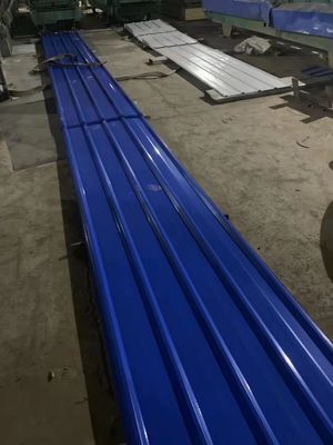 PPGI 건축물 가연제철 지붕판 길이는 1000-5000mm 코팅 색상 페인트 너비 750mm-1050mm Z61-Z90