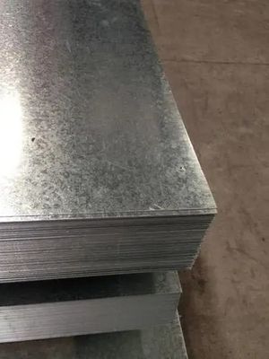 3-8 톤 코일 무게 2.5mm 3mm 진열 철강판 120g ASTM A653 G235 지붕 덮개 GI판