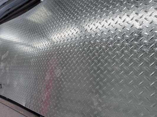1200mm 길이 3mm 4mm 핫 DIP 진열 스틸 270g ASTM A653 G360 GI 판