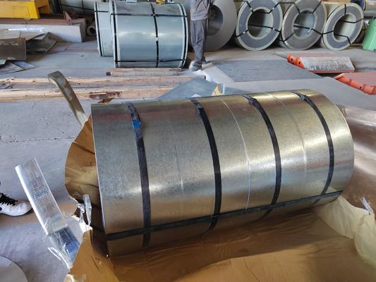 ASTM 표준 정규 스팡글 Z60 Z80 Z180 Z275 Dx51D Dx52D Dx53D Gi 철강 파이프용 열 롤링 진열 스틸 코일