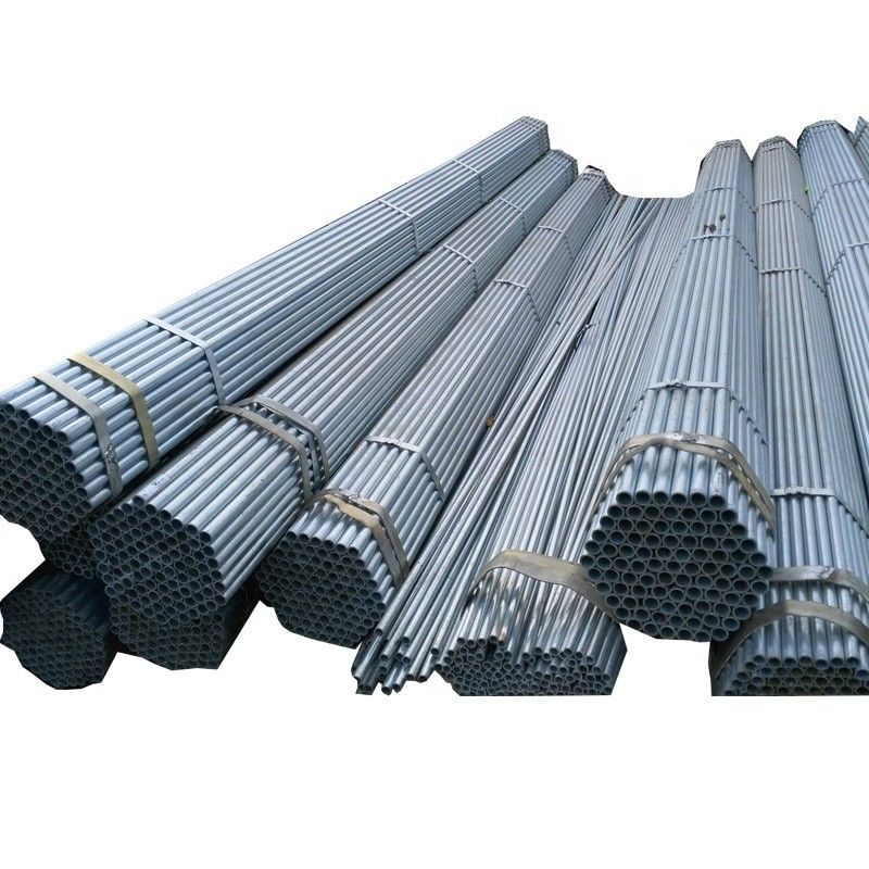 금속이 아닌 Q195 Q235 Q355 Q345 28 3x3 1mm 1.8mm 진열 파이프 진열 사각형 및 원형 파이프